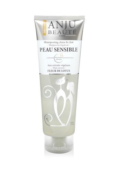 Shampooing doux peau sensible et allergies chien et chat ANJU BEAUTE