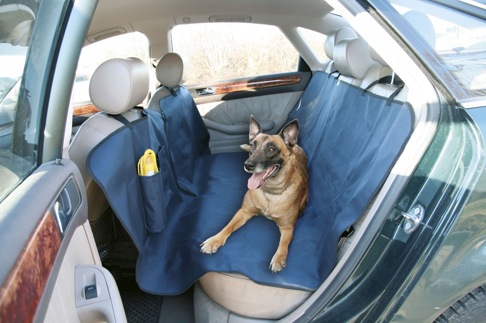 Grille de sécurité universelle pour voiture transport chien KERBL